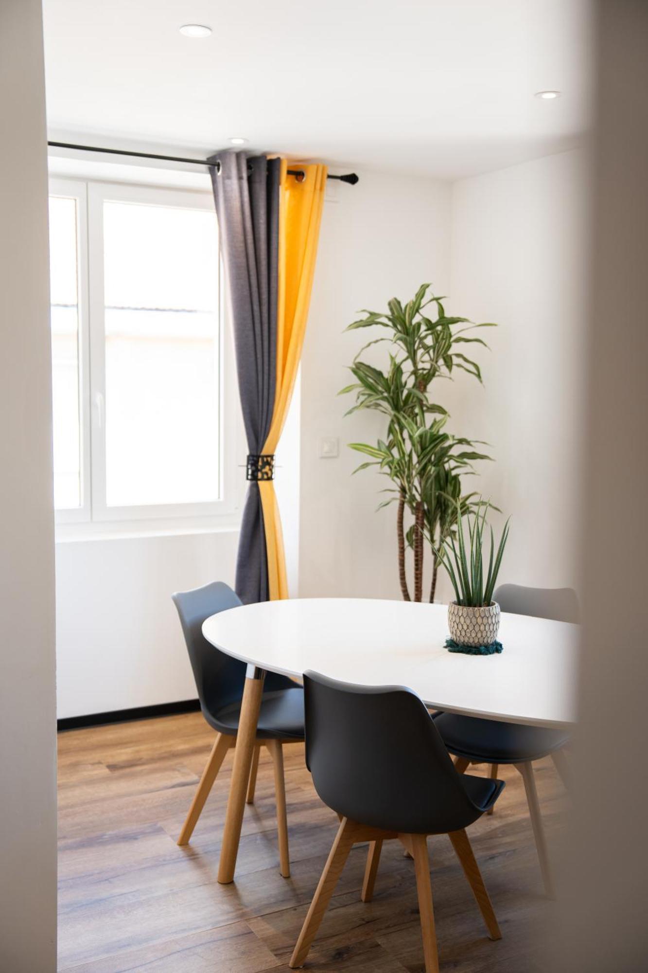 Appartement Centre De Sisteron Exterior photo